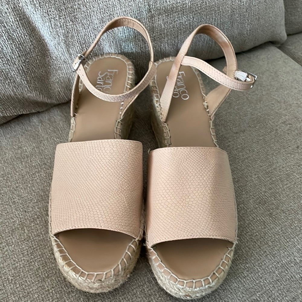 Franco Sarto women’s wedge, size 9M